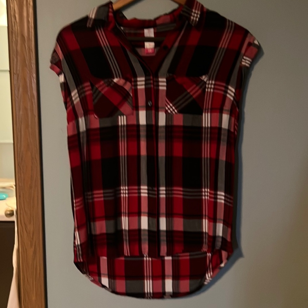 Plaid button down t shirt